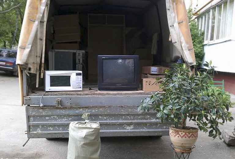 Перевозка недорого холодильника, коробок, дивана, стиральной машиной из уфы 8 марта 5 в Аскаров село Янгельск ленин 6